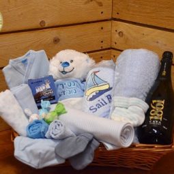 מארז להולדת התינוק עם שוקולד ויין