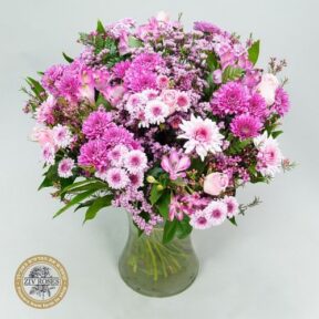 זר חרציות אהבתיה